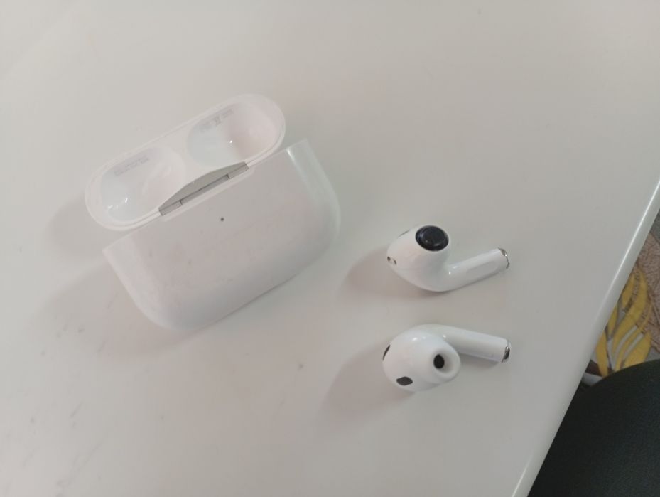 Аэрподс про 2 поколения