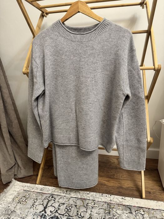 Костюм кашемировый