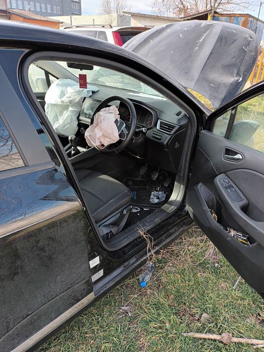 Рено клио 5 1.0 tce 100кс