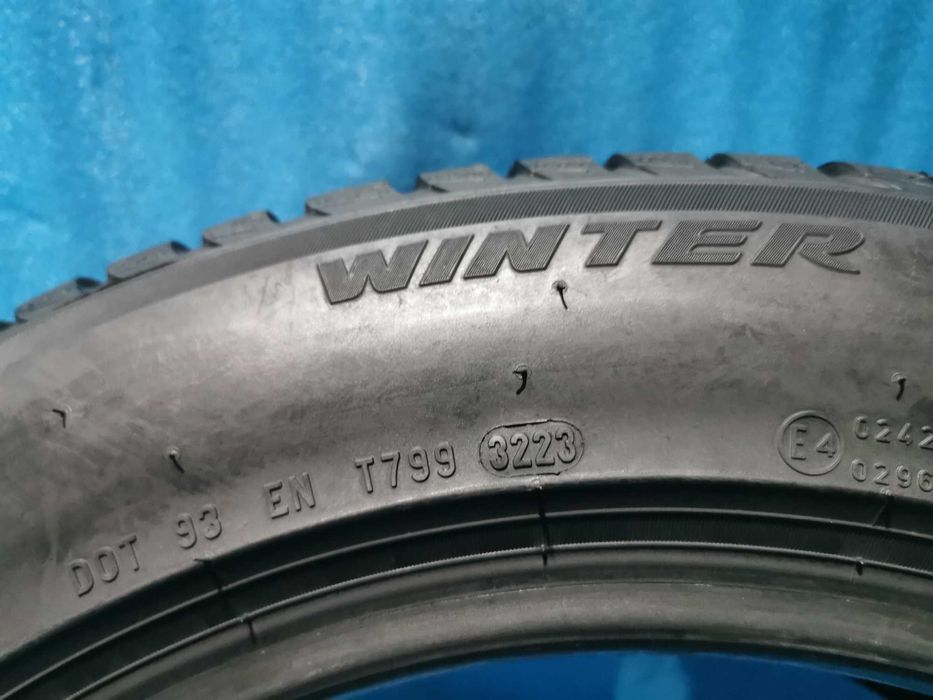 225/55/17 pirelli m+s 2 buc