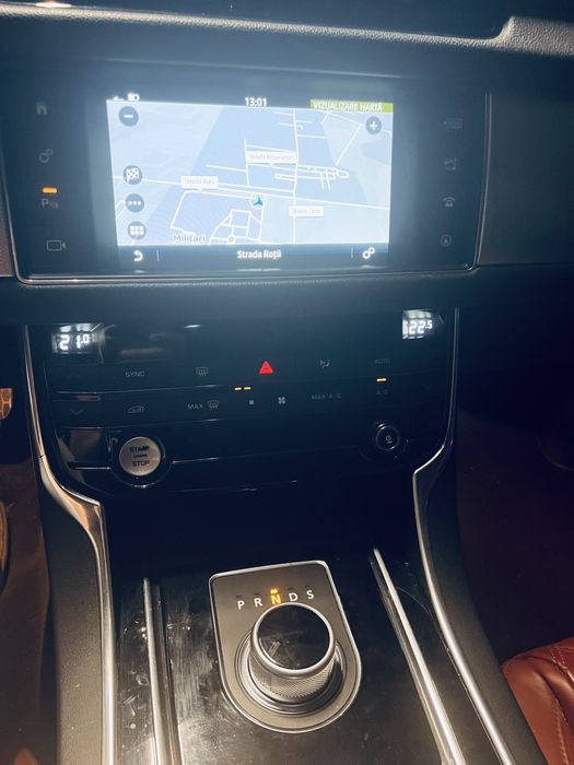 Jaguar XF 2016  2.0