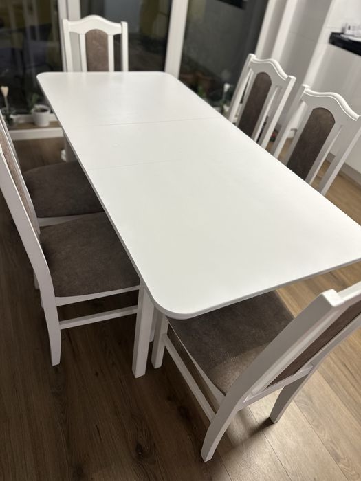 Set masa extensibila cu sase scaune lemn