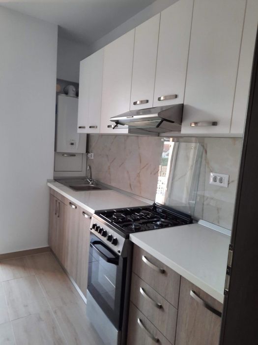 Inchiriez apartament 2 camere