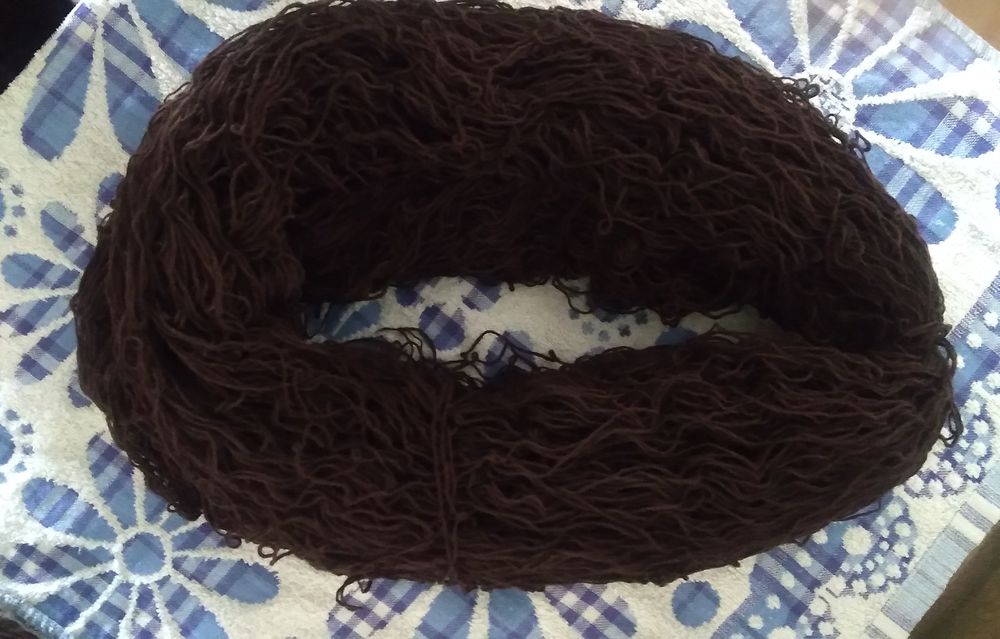 Продам шерстяную пряжу