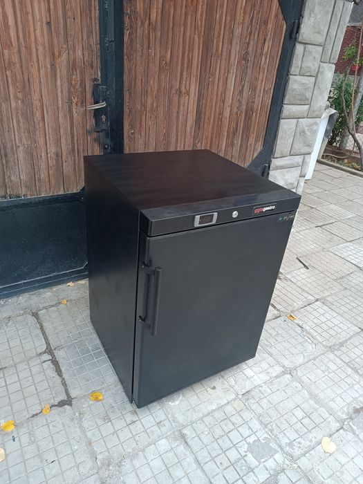 професионален хладилник