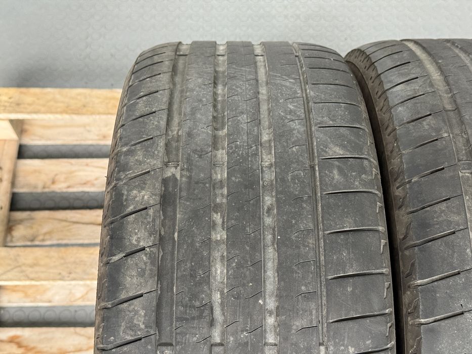 2бр. Летни Гуми С Борд 245/45R/19 -BRIDGESTONE- DOT:2823- 4.6мм. *50€ за 2бр.*