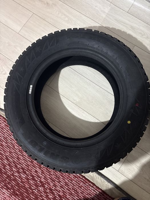 Продам зимний шину