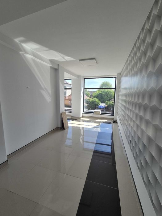 Vand / inchiriez spatiu comercial in Zalău, 225 mp, zona Bradet