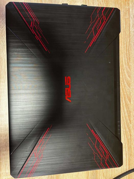 ASUS TUF Gaming FX504GD – i7-8750H / GTX 1050 4GB / 16GB RAM / 1TB
