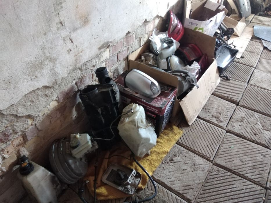 Mercedes E220 на части