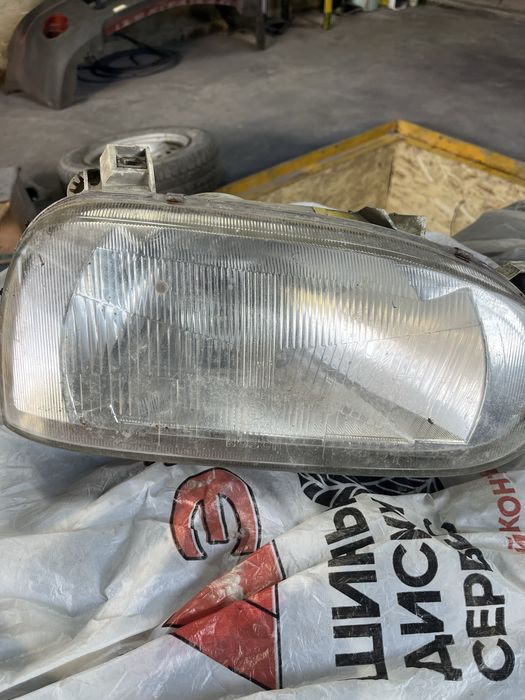 Продам Фару  Golf3