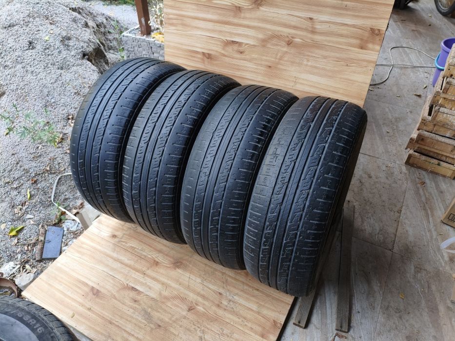 225 60 R17 Kumho
