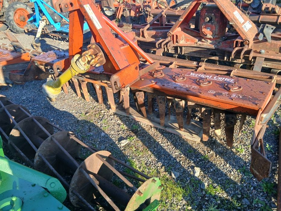 Freza grapa rotativa