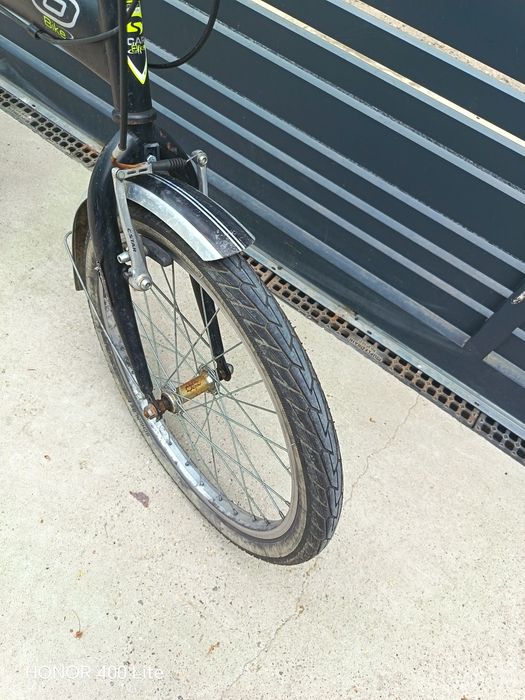 Model Cinzia Car Bike, o bicicletă pliabilă de oraș fabricată în Italia de către Cicli Cinzia