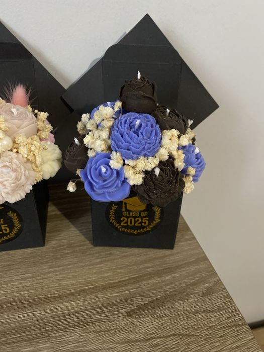 Ароматни букети от соеви свещи