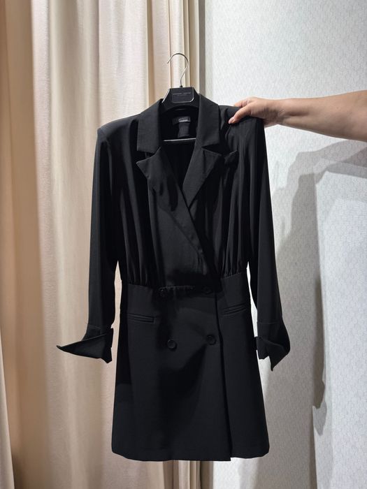 Продам вечерние наряды