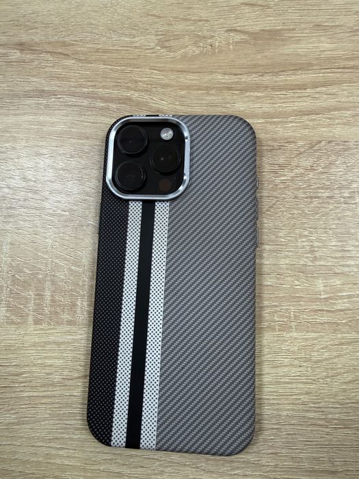 Продам Iphone 16 pro max 256гб