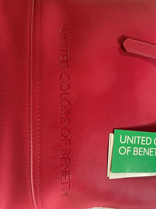 Червена чанта за рамо United colors of Benetton