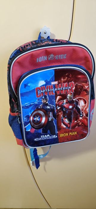 Vand ghiozdan scoala Marvel