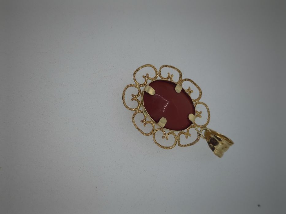 Pandantiv aur 18k 2.41gr (r)