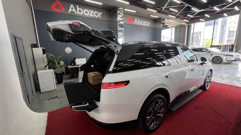 Lynk & co 900 1.5T Ultra - hybrid Krosover