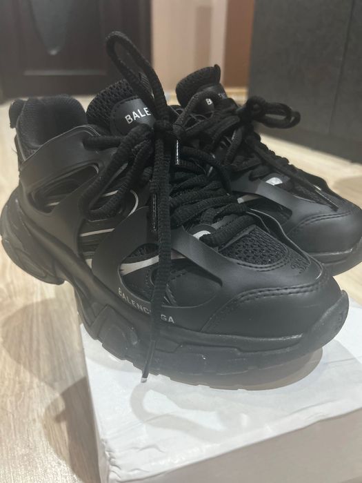 Balenciaga Track