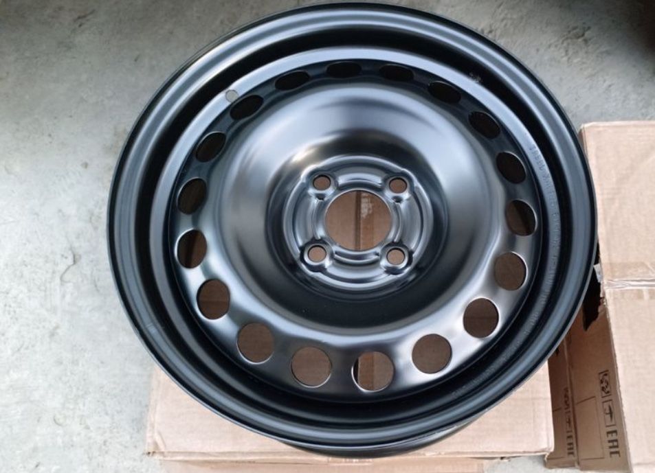 Продам диски на р15 для ваз