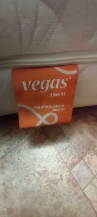 Матрас 200х180х18см.