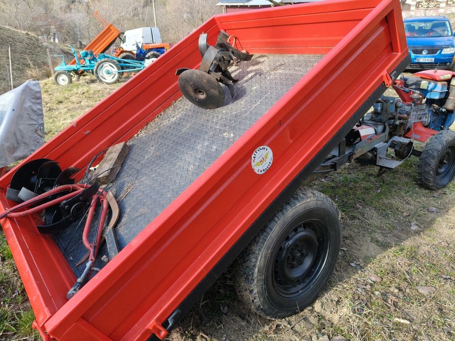 Motoagricola 4x4 MB cu remorca basculabila