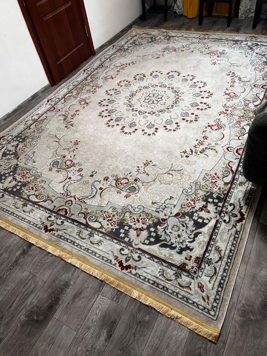 Ковер в отличном состоянии