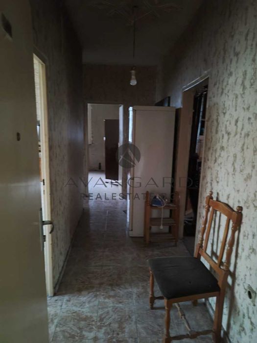 Продава се Тристаен апартамент в Пловдив, Кършияка - 80 кв.м за 900 €/кв.м - Снимка #11