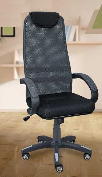 Директорское кресло руководителя в отличном состоянии DAFNA