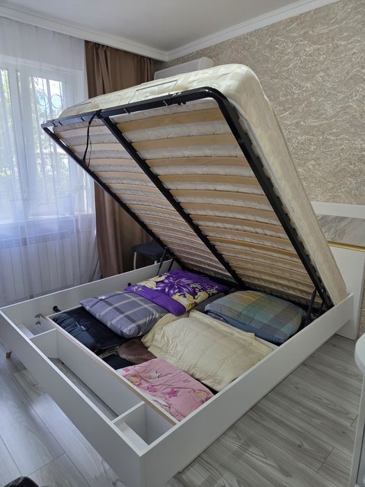 Продам двухспальная кровать