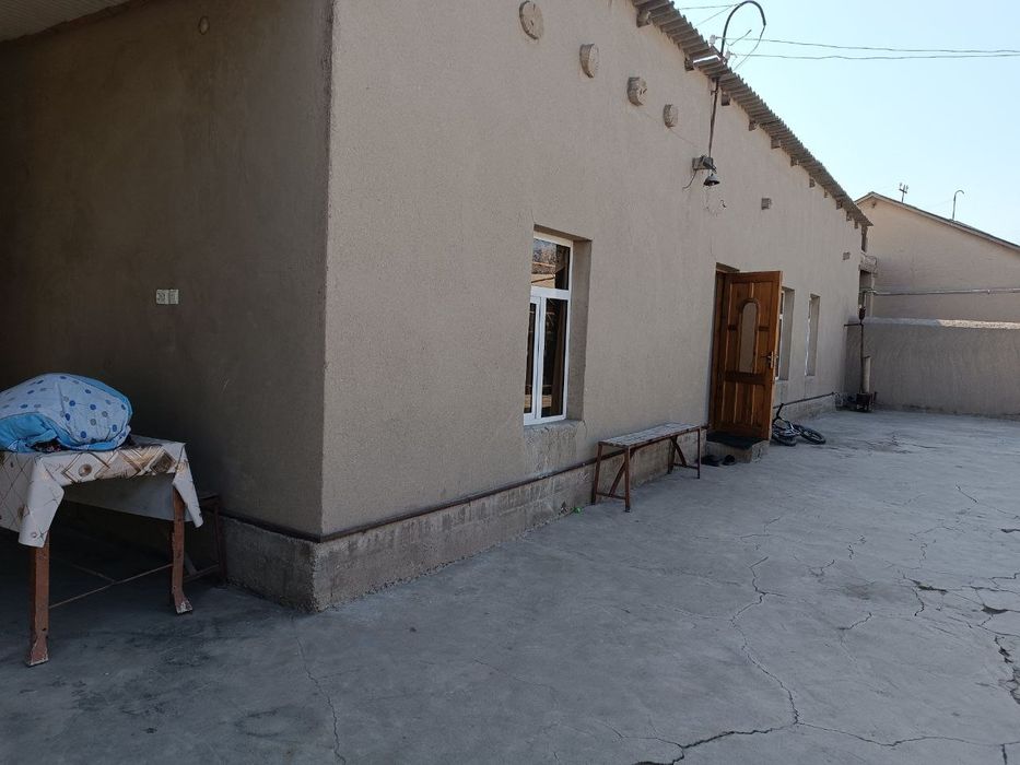 Arg‘unda 6.5 sotix hovli sotiladi