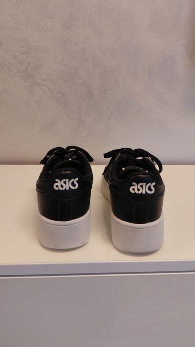 Pantofi Asics marimea 36-37