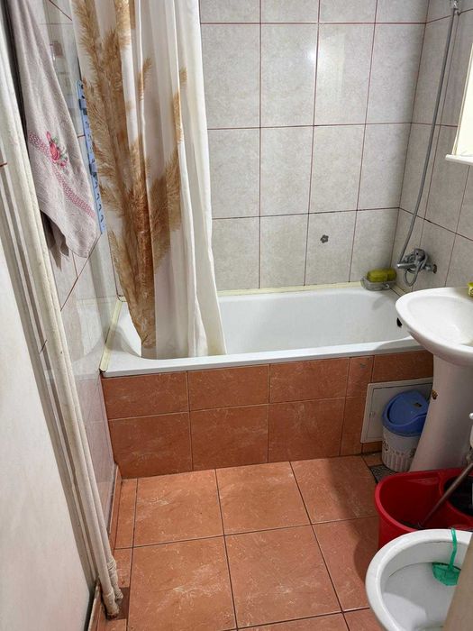 Apartament Bucuresti, 2 CAMERE, 38 Mp utili, etaj 1, str Humulesti 12