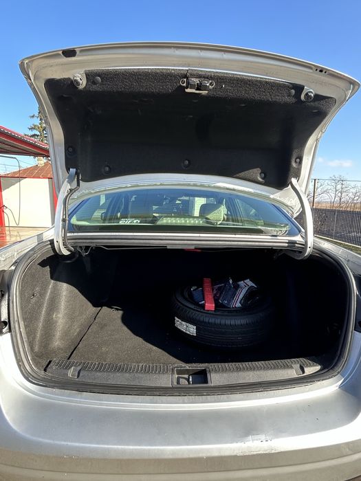 Ranault Flunece 2010 1.6 benzina+ GPL