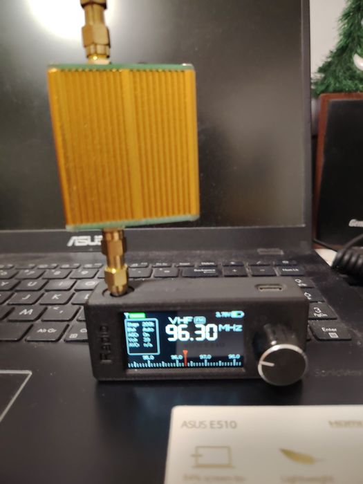 Amplificator RF  0,1MHz-6GHz , full band low noise