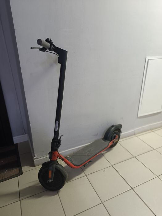 Ninebot D18 — оригинальный электросамокат