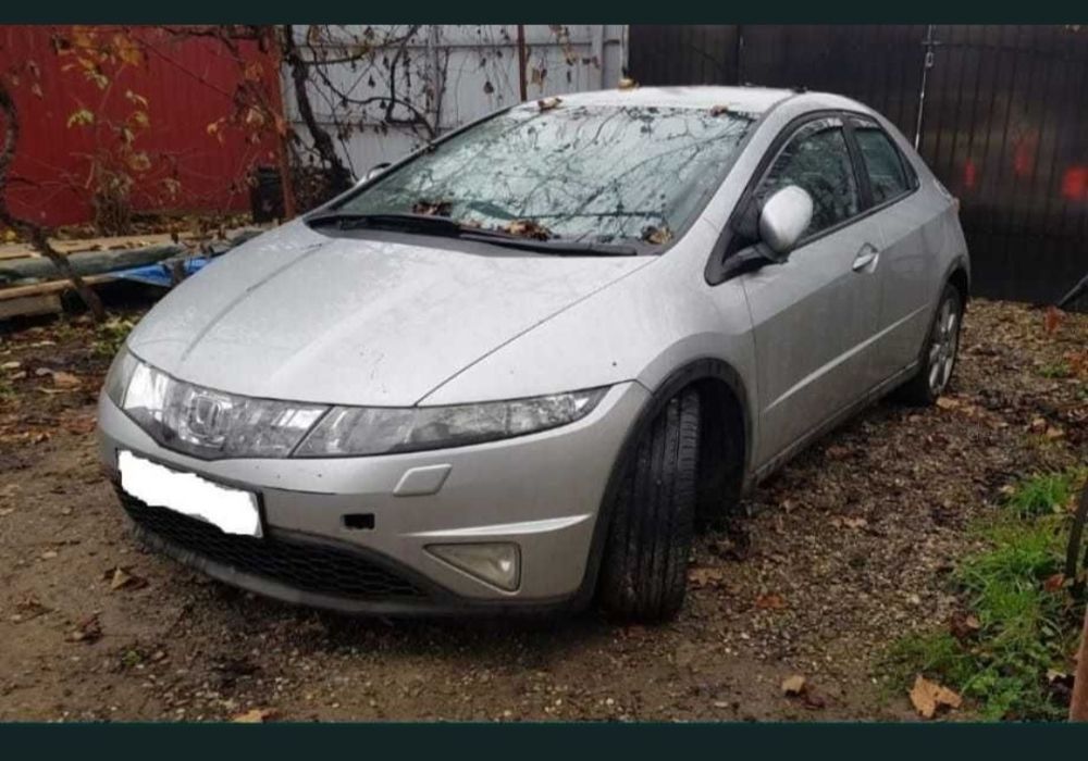 PiesePiese  honda civic generatia 8 2006 2011