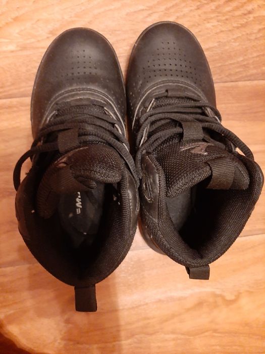 Кроссовки для мальчика.