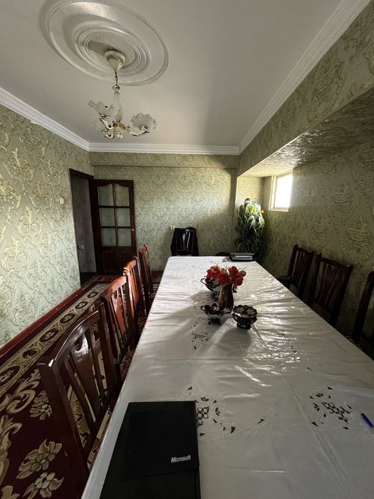 kvartira sotiladi 2 xonali 4- etaj