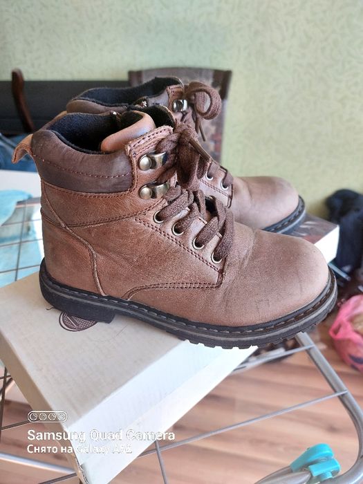 Продам ботинки демисезонные