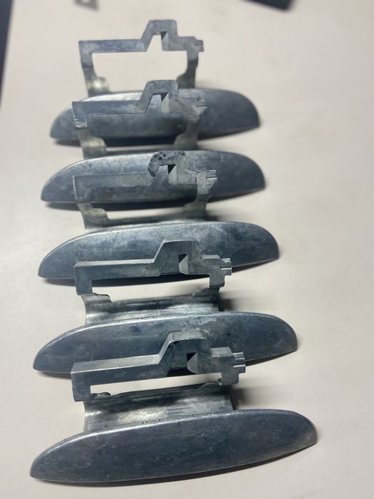 Ручка двери левая Е39 Е38