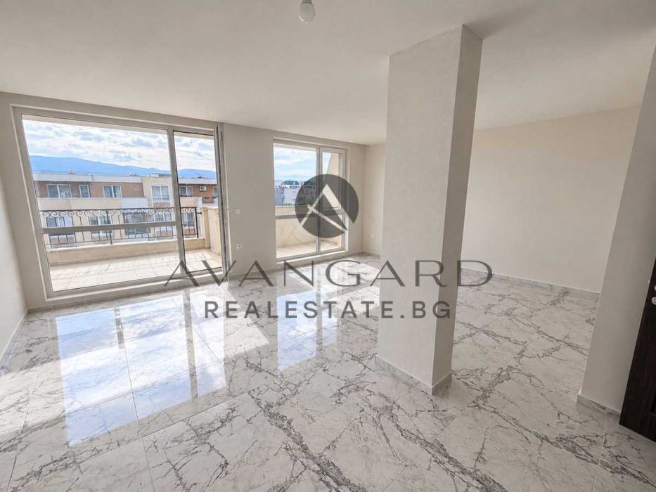 Продава се Тристаен апартамент в Пловдив, Остромила - 114 кв.м за 1272 €/кв.м - Снимка #1