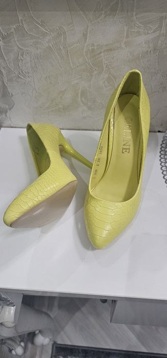 Туфли 34-35 размера