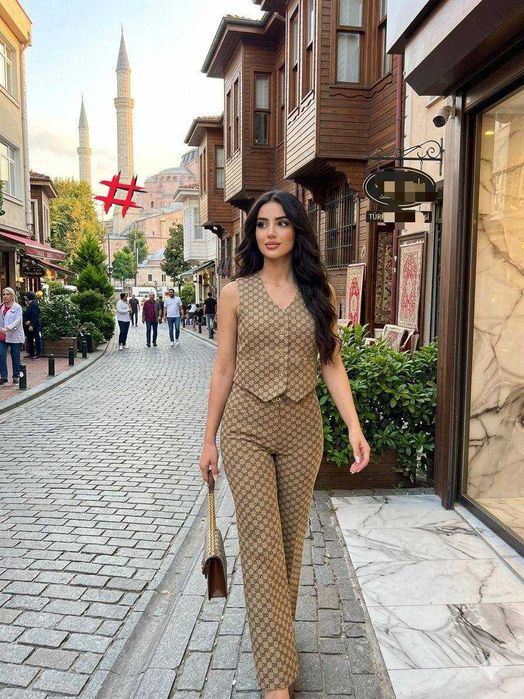 Compleu dama elegant