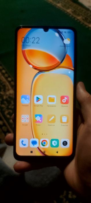 Продаю смартфог Redmi 13C