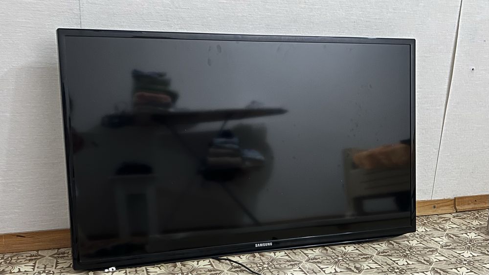 Телевизор samsung