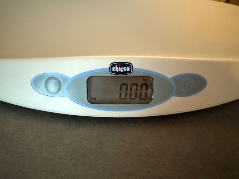 Дигитална везна Chicco